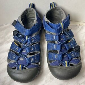 KEEN NEWPORT H2 YOUNG KIDS WATERSHOES SANDALS Sz 2